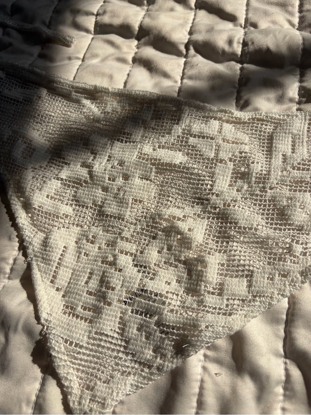 Like New Free People Felicity Hair Scarf Ivory - Picture 6 of 7